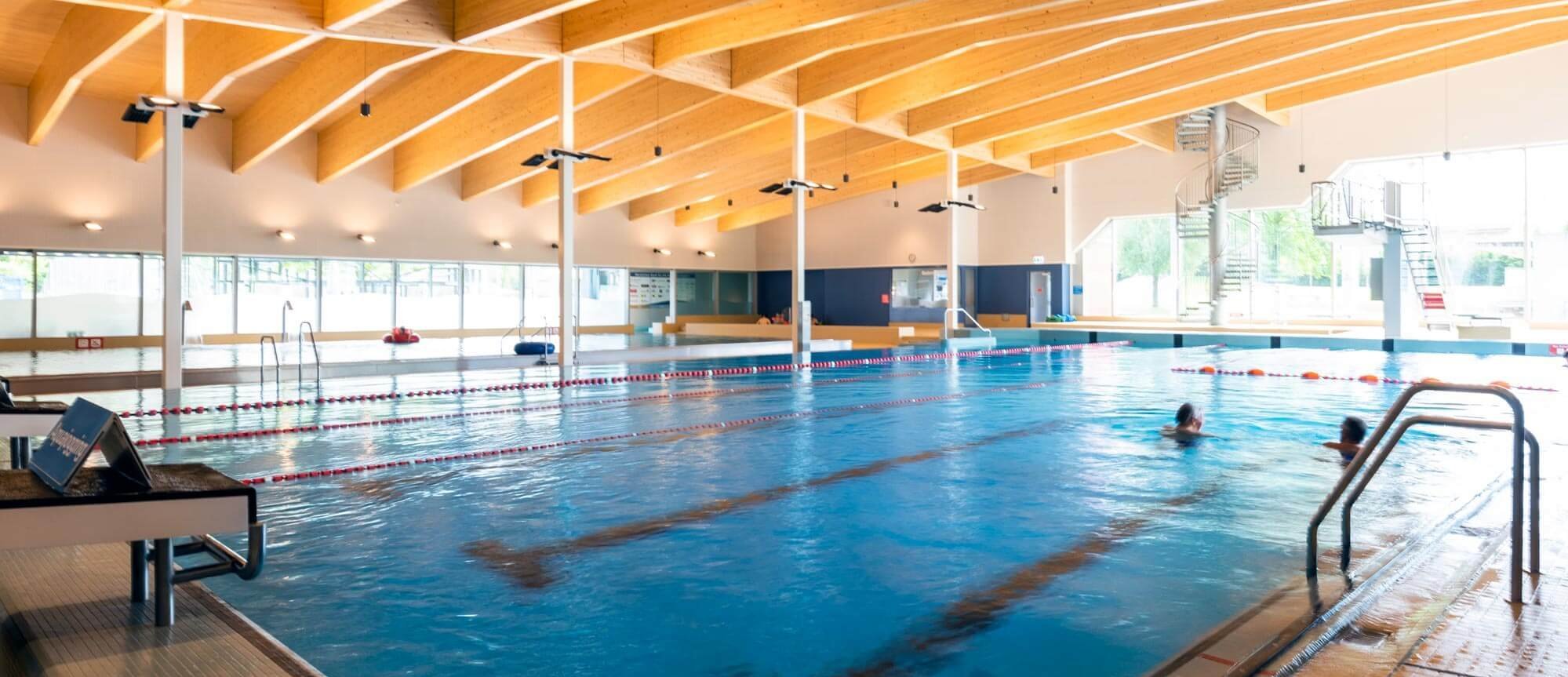 Sportbecken im Hallenbad vom Schwimmbad Altdorf
